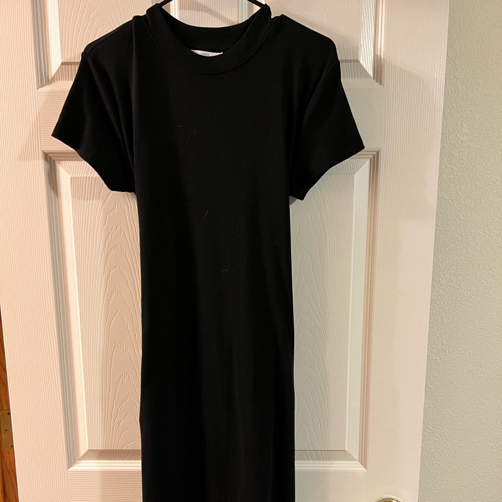 Black T-Shirt Midi Dress